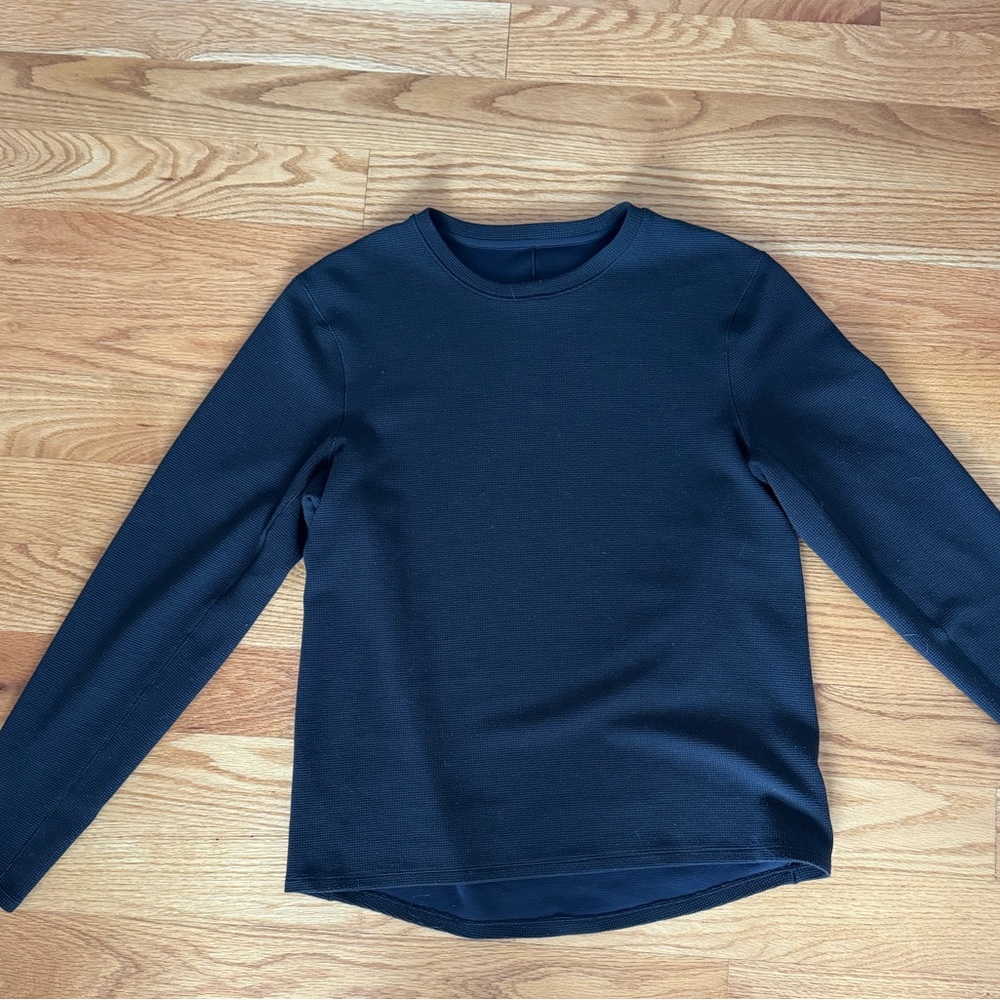 Lululemon shift stitch crew. Medium black
